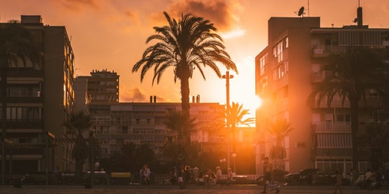Gestire i costi IT per le aziende di turistiche e alberghiere - oggi e ogni giorno Gestire i costi IT per le aziende di turistiche e alberghiere - oggi e ogni giorno