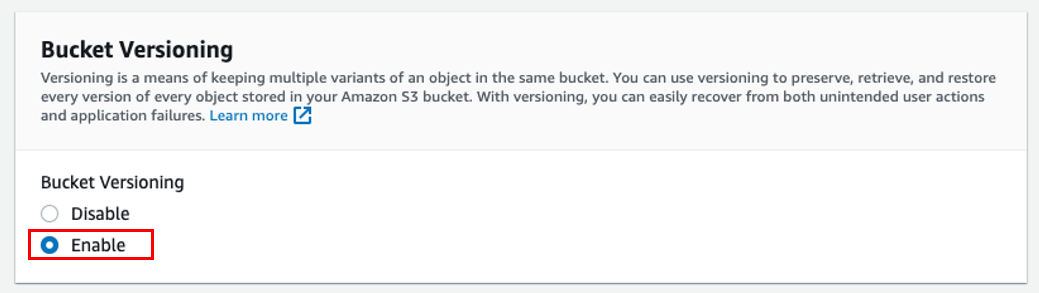 Captura de pantalla que muestra c&oacute;mo habilitar el control de versiones de bucket.