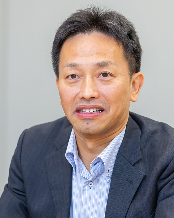 石田 和宏 氏