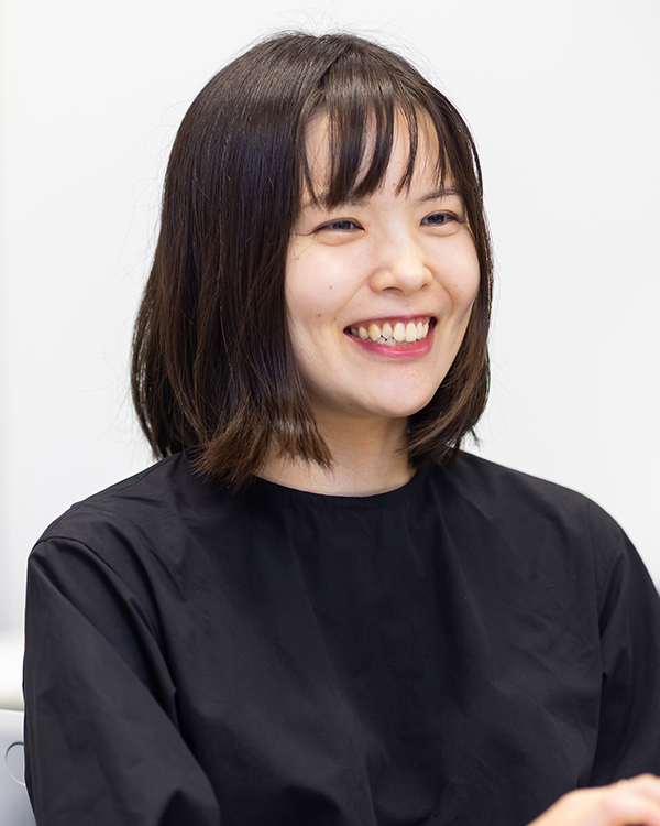 青木 芽衣 氏 青木 芽衣 氏