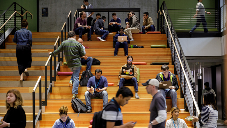 Images du campus d'Amazon &agrave; Seattle, dans l'&Eacute;tat de Washington, dans le centre-ville et dans les quartiers de South Lake Union. (JORDAN STEAD / Amazon)