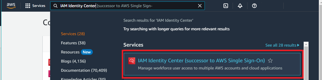 Origine una p&aacute;gina de grupo de usuarios en la consola de IAM.