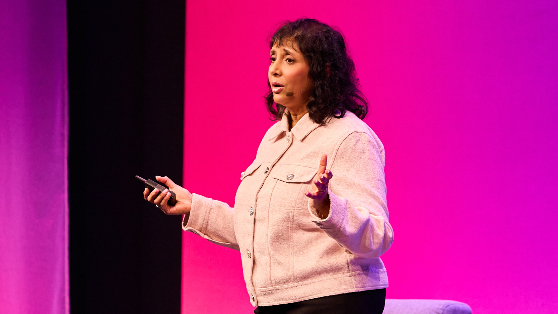 Missing alt text value