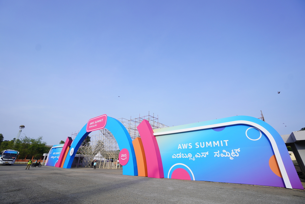 Missing alt text value