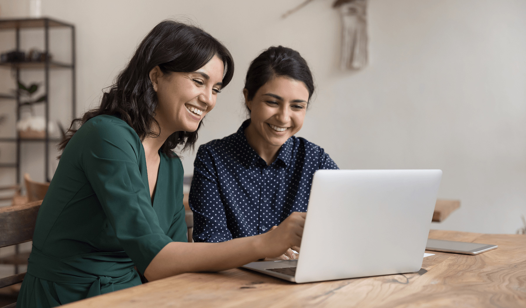 Missing alt text value