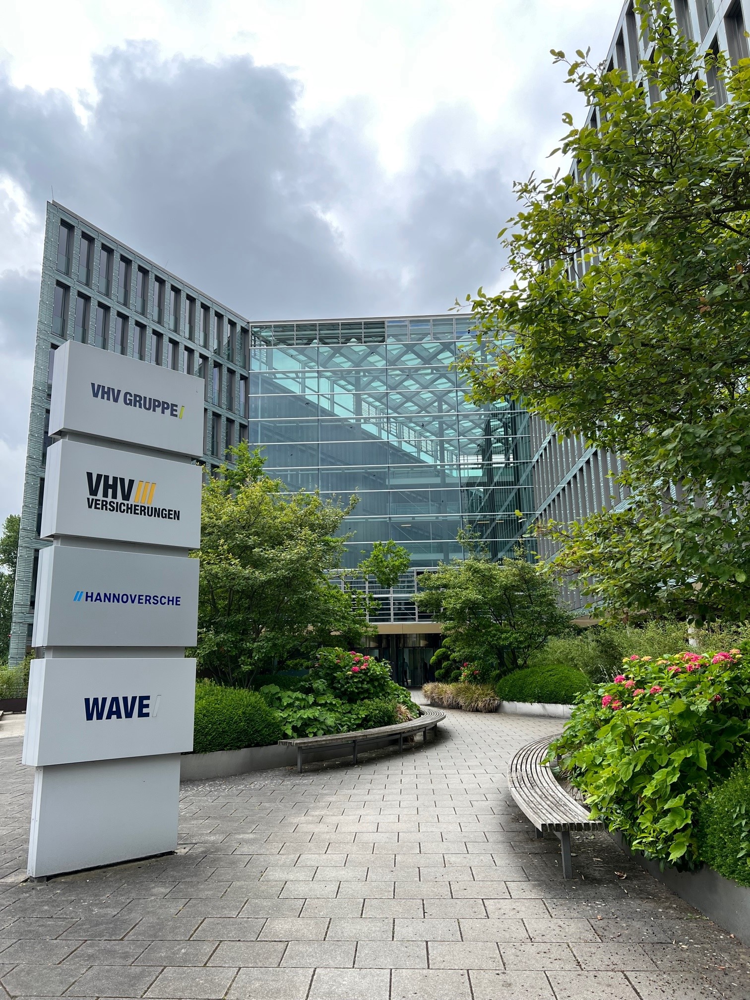 Missing alt text value