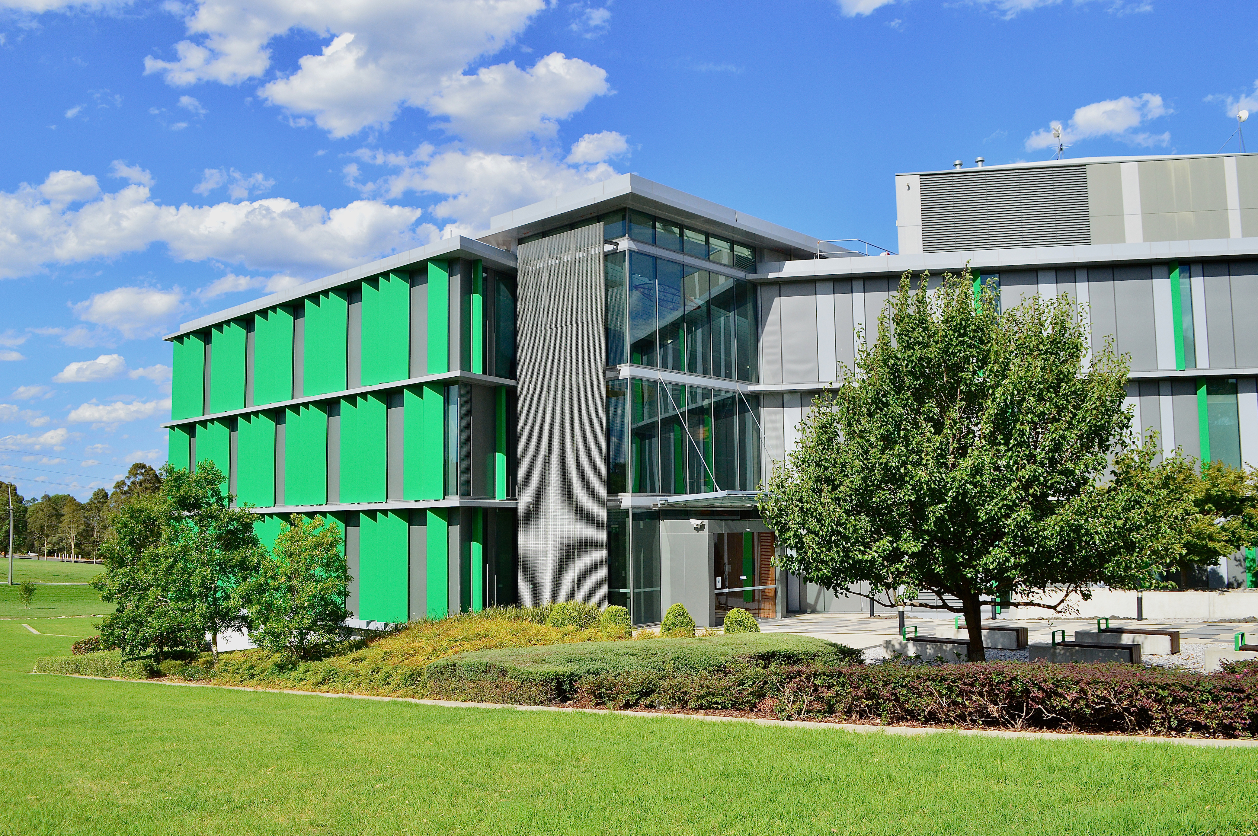 Missing alt text value