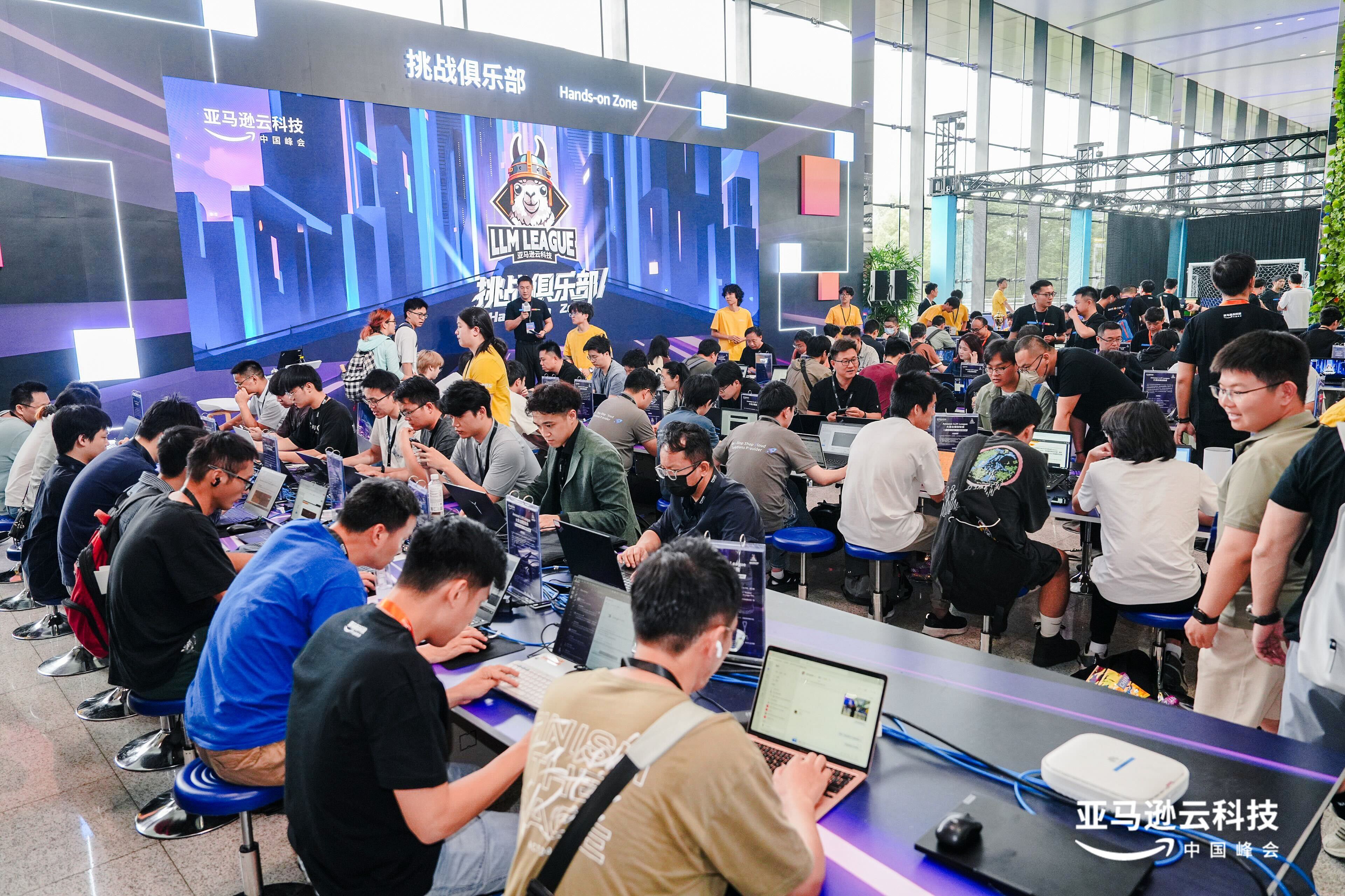 Missing alt text value