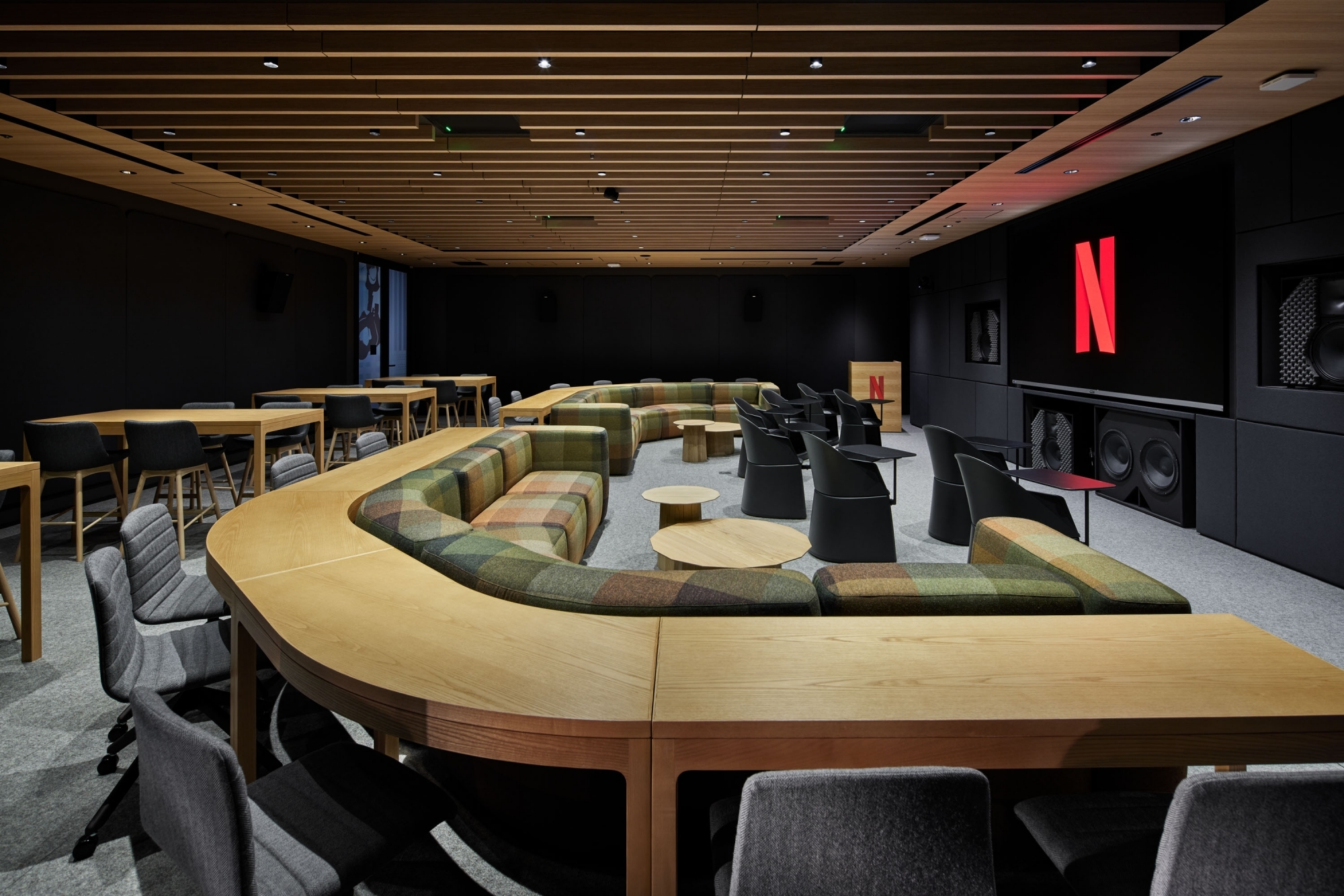 Missing alt text value