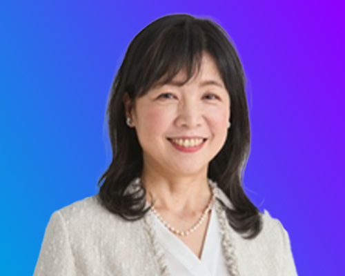 Portrait of a female AWS Summit Japan speaker, Yanagisawa, against a blue and purple gradient background.