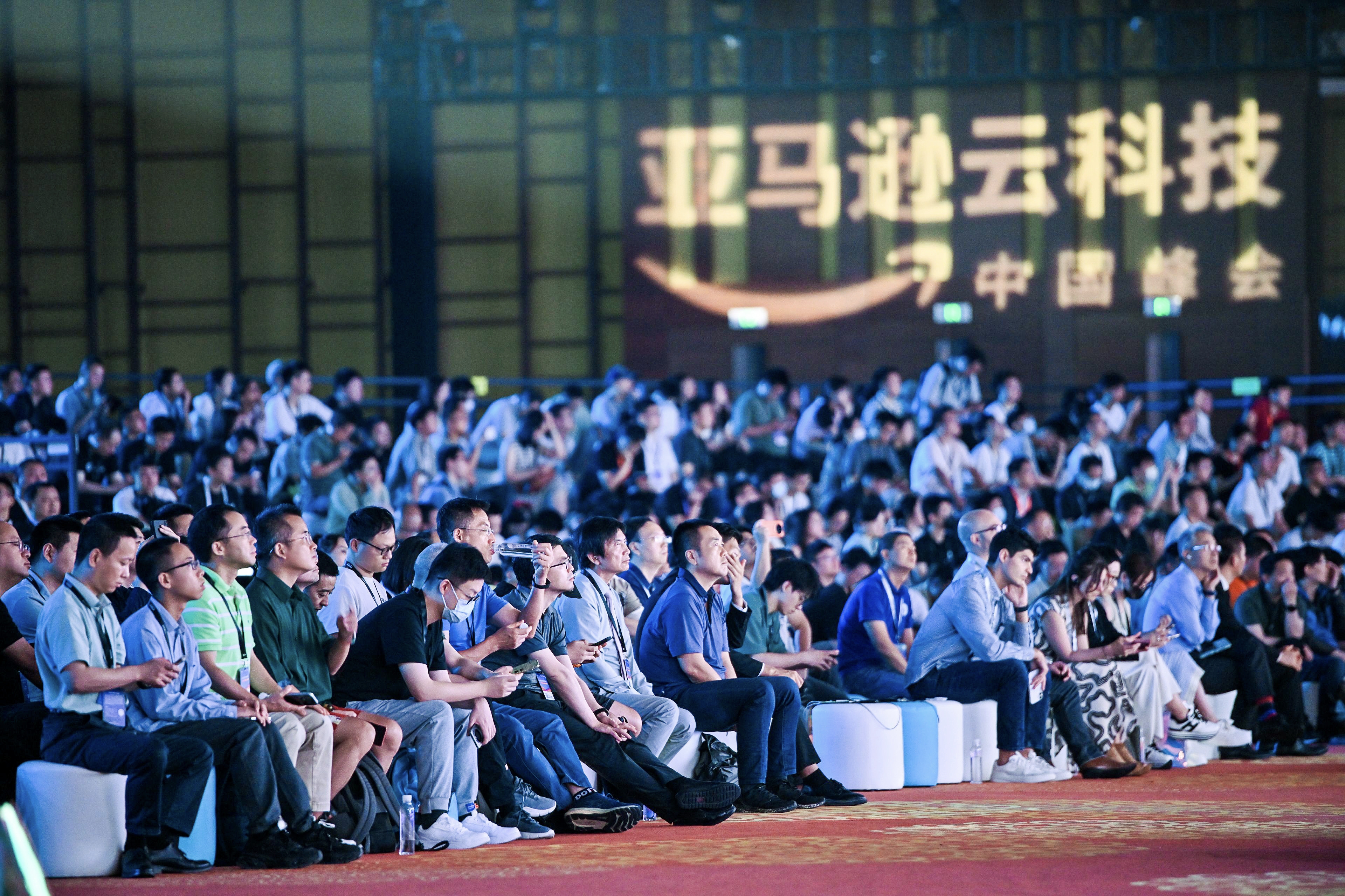 Missing alt text value