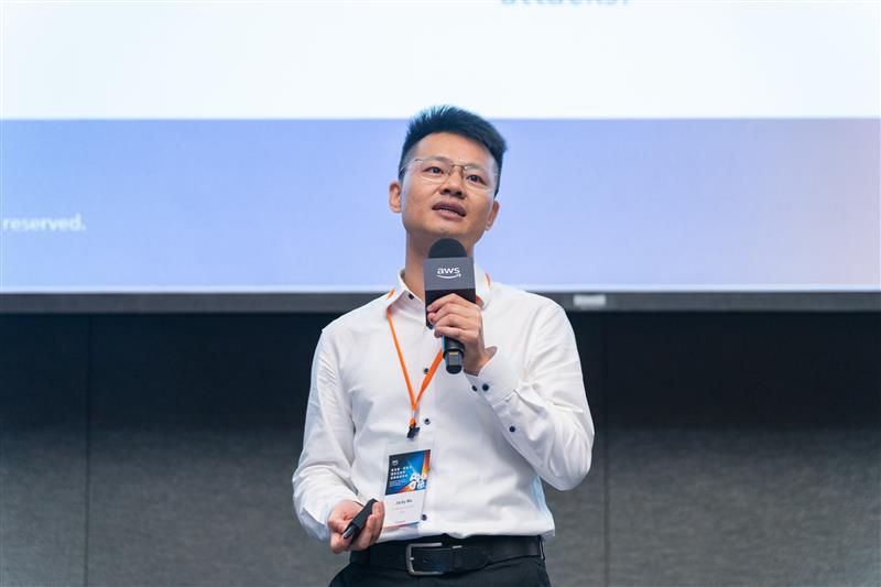 Missing alt text value