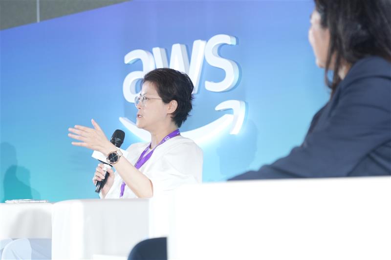 Missing alt text value