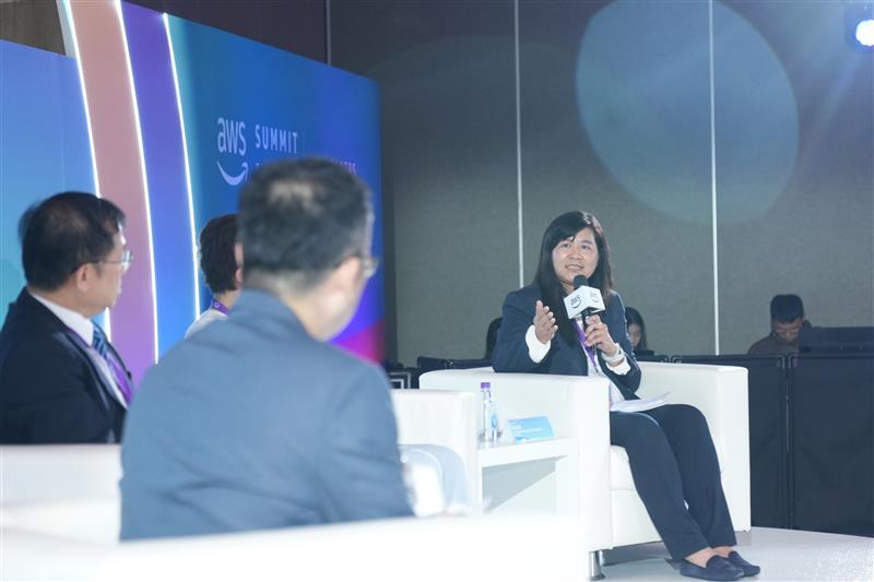 Missing alt text value