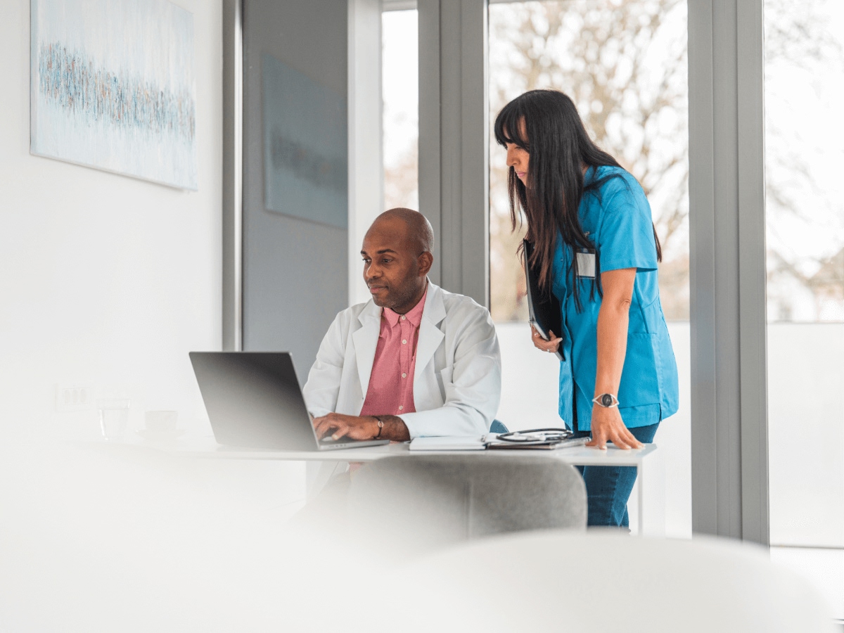 aws-library_photo_people_medical_544_1200